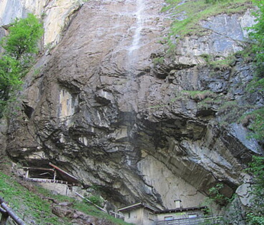 Schauhöhle Entrische Kirche